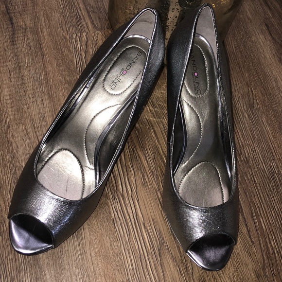 Shiny Silver Heels - Bandolino - Picture 4 of 16